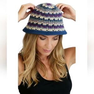 Knitted Bucket Hat, American Eagle, Multicolor Pattern